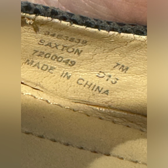 Calvin Klein Womens 7 Saxton Heels Wedge Shoes Pumps Snakeskin Look - Picture 10 of 10